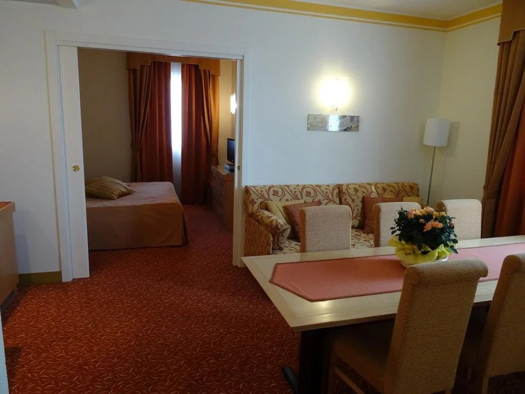 Hotel Roma