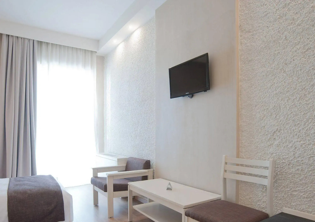 Nidimos Hotel