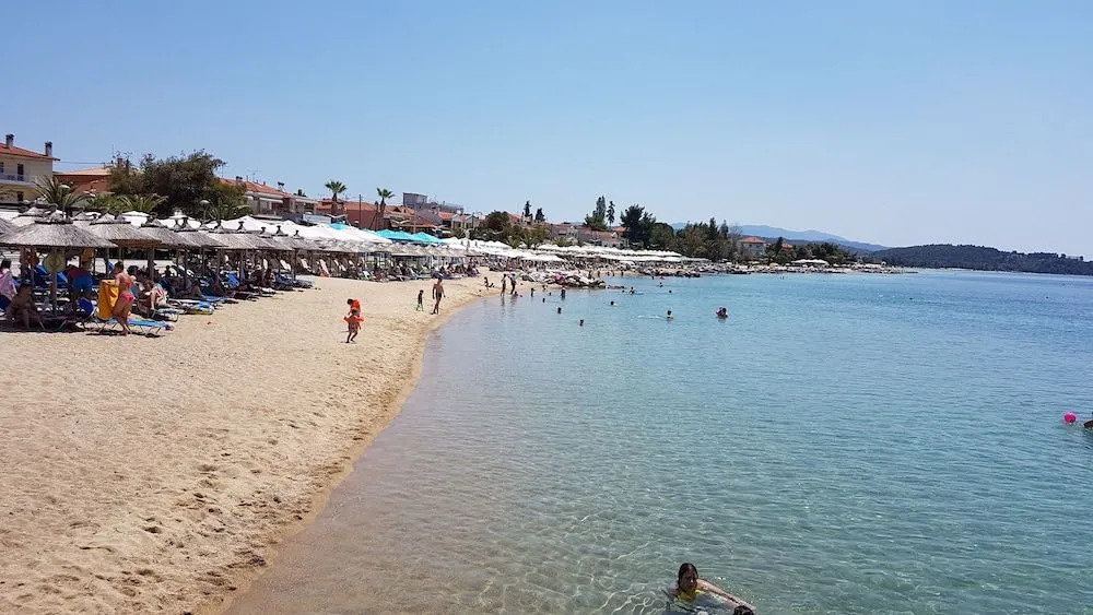 Evas Houses Nikiti