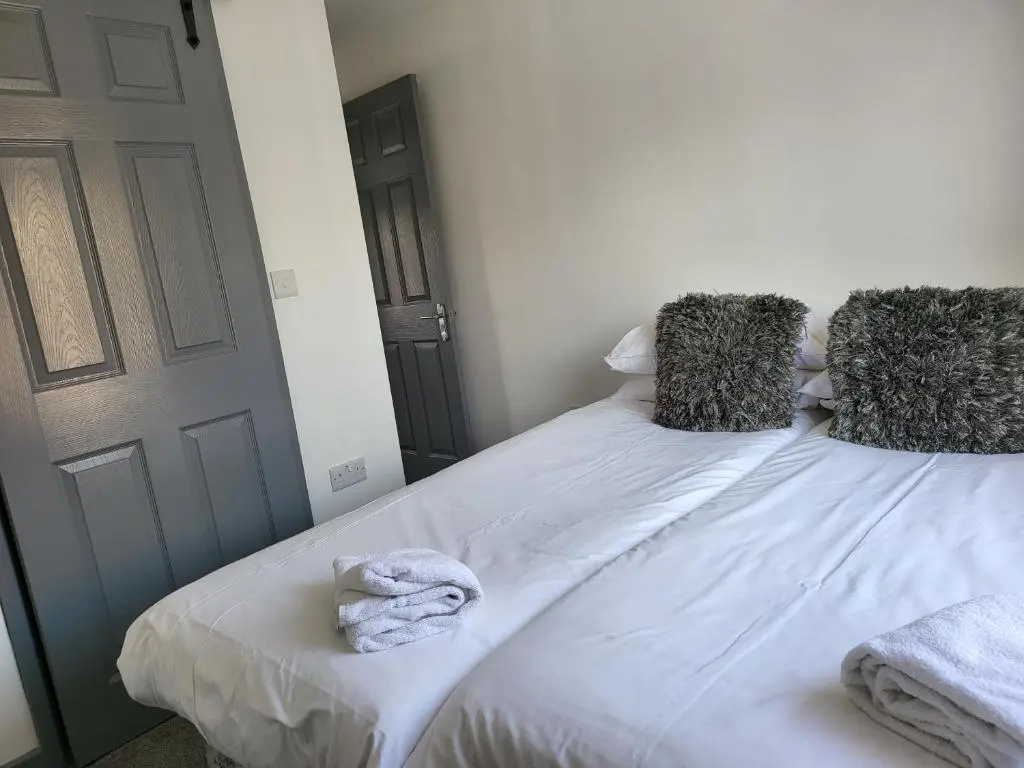 Vetrelax Colchester 3bedroom house