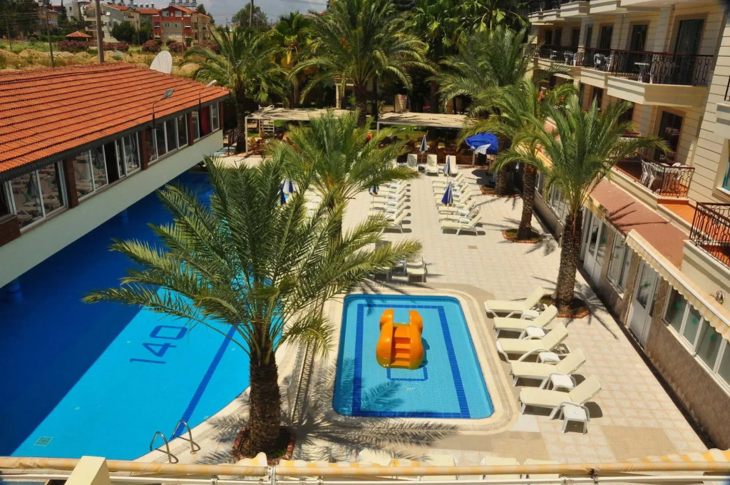 Cinar Family Suite Hotel