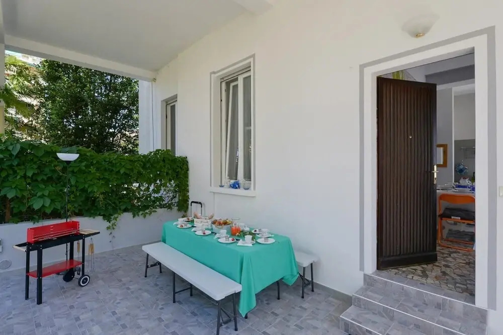 Rebecca Apartment Furnished With Taste in Stresa City Center
