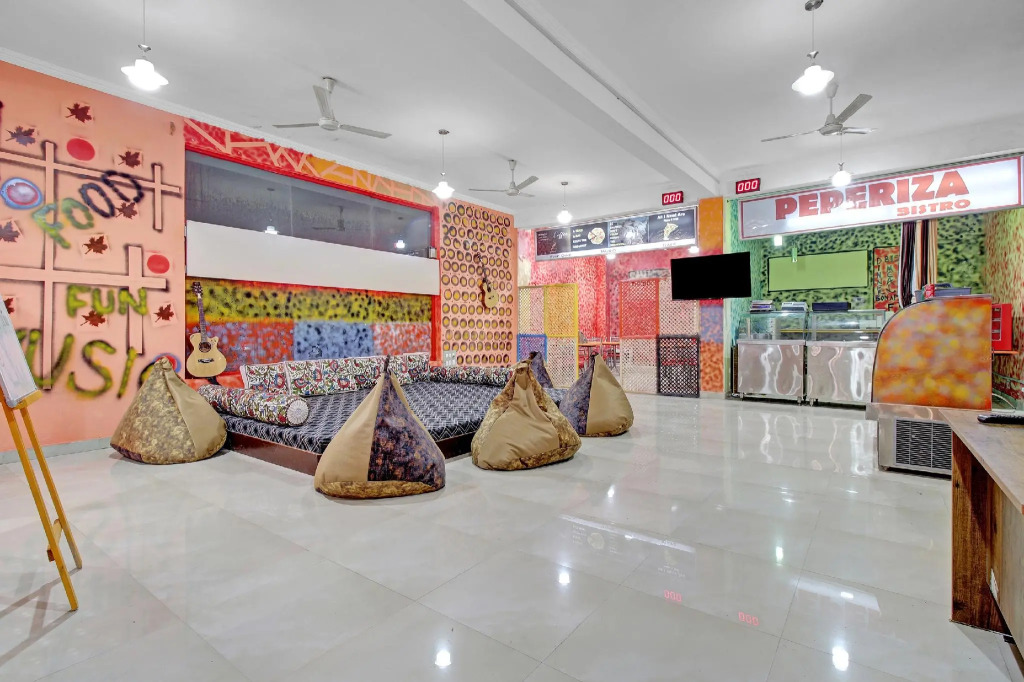 OYO 84461 Shaani Guest House