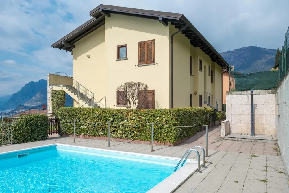De Gasperi 14 in Sale Marasino