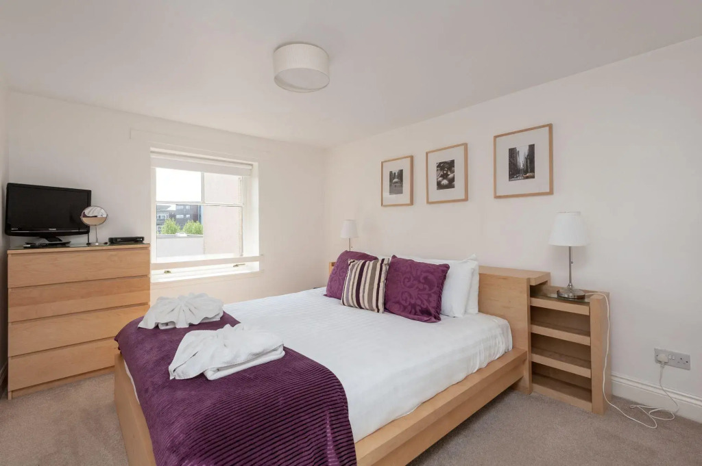 Greyfriars Apartment by Glasgow City Flats