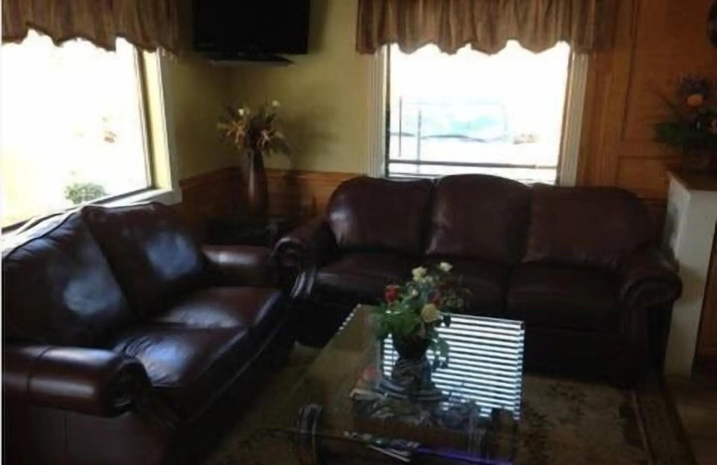 Downtowner Inn and Suites - Houston