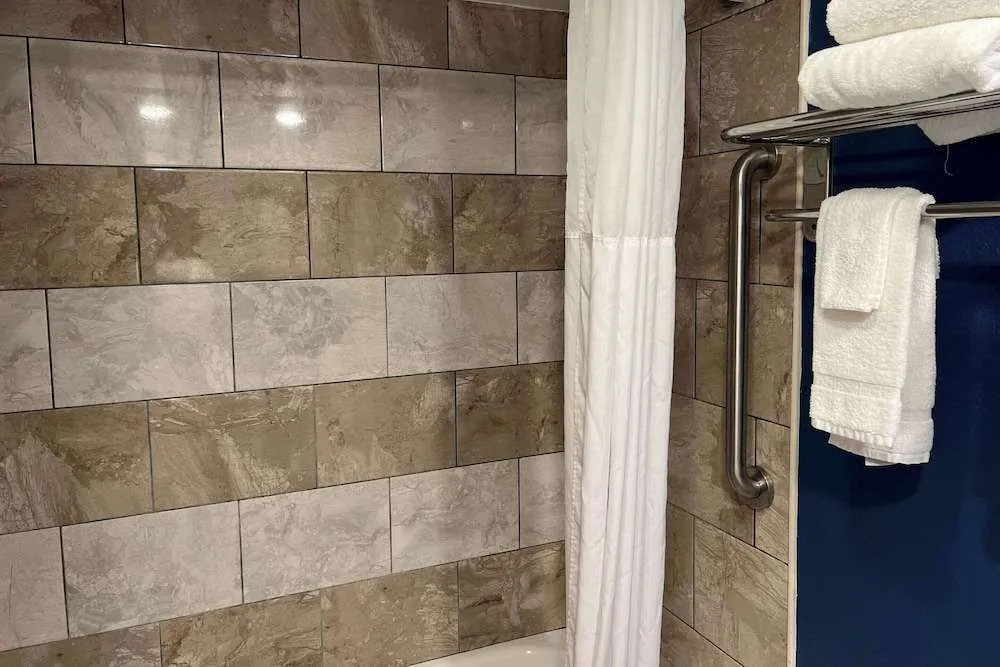 Days Inn Hurstbourne