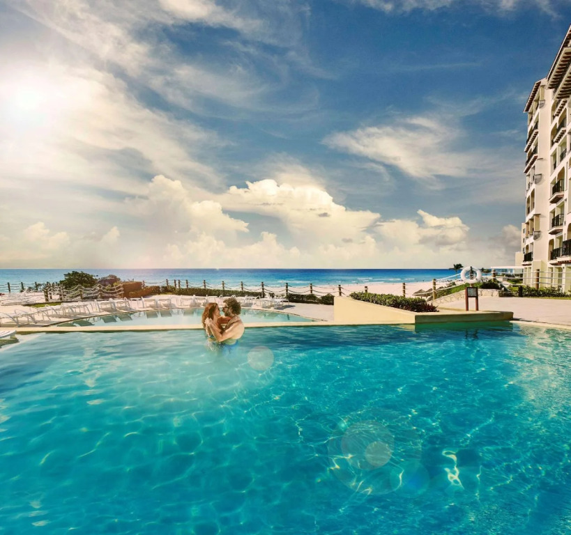 Grand Park Royal Cancun - All Inclusive