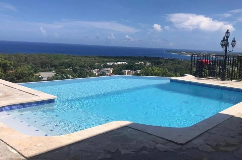 Sosua Mountain top Ocean View Mansion Great for pa