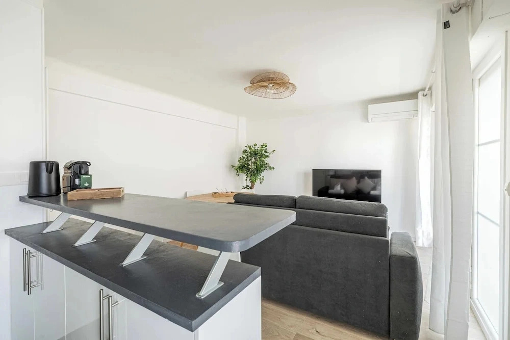 Charming Apartment Near the Beach Juan les Pins