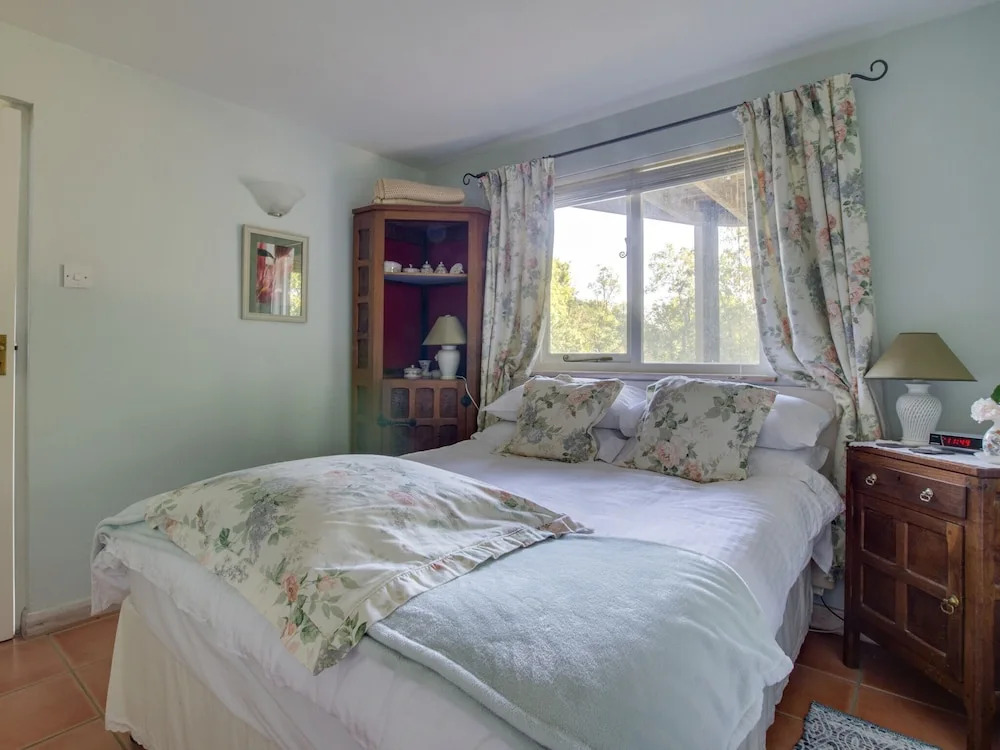Rustic Holiday Home in Goudhurst Kent with Private Parking