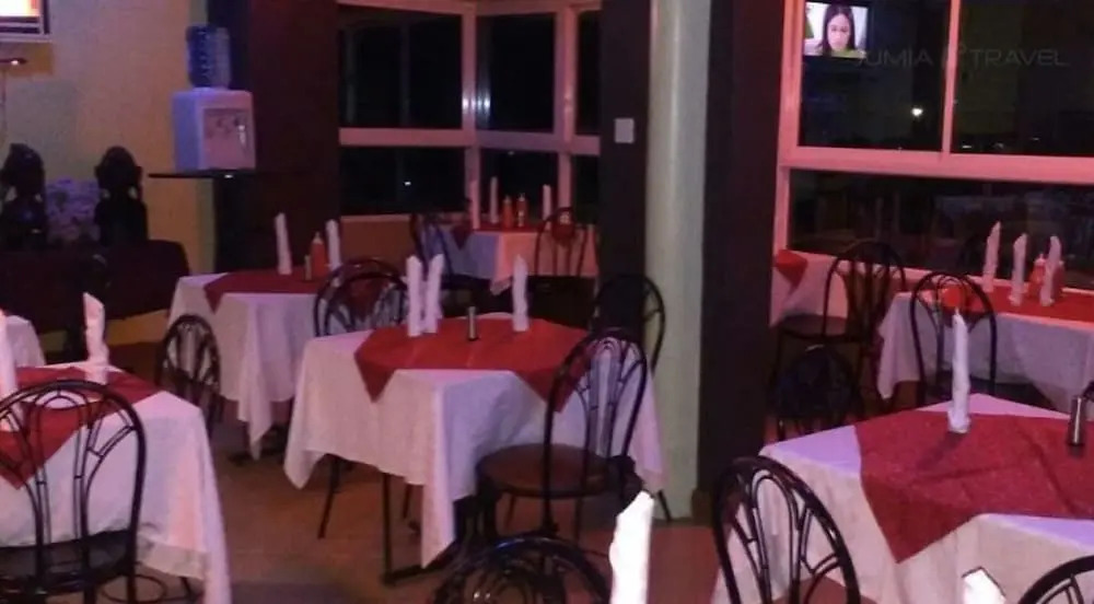 Coconut Palm Hotel