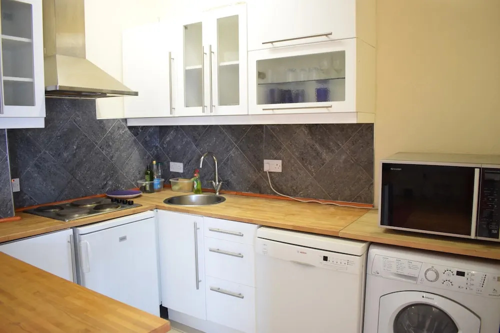 Amazing 1 Bedroom Apartment Close to Hyde Park