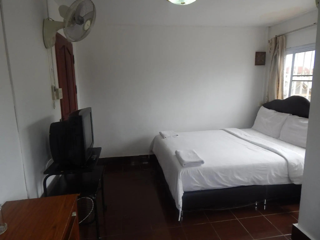 Mixok Inn