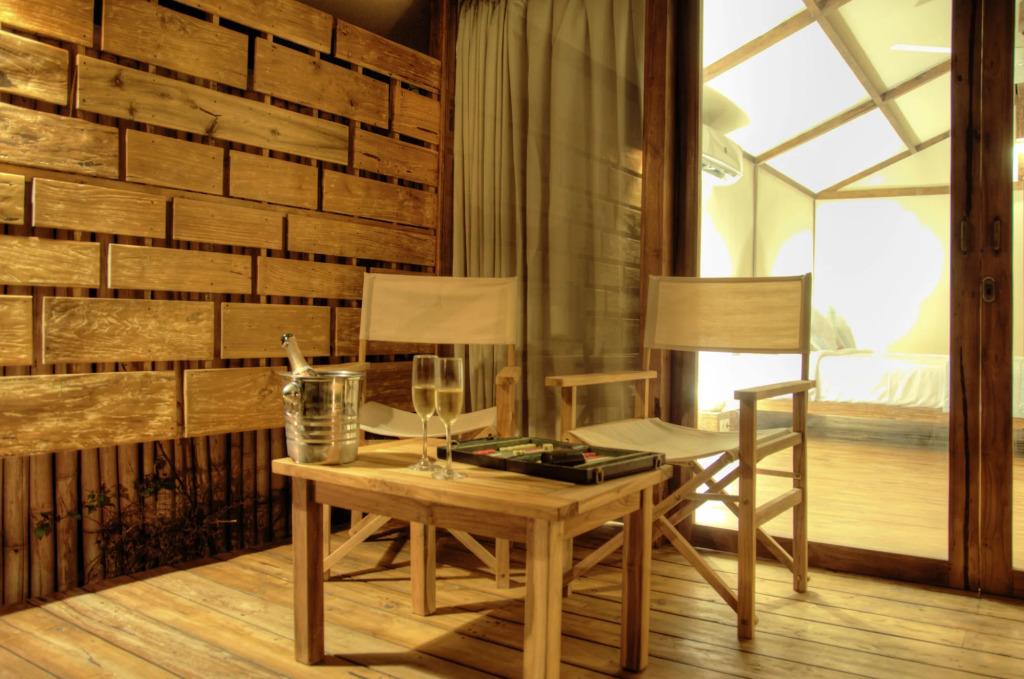Gili Teak Beach Front Resort