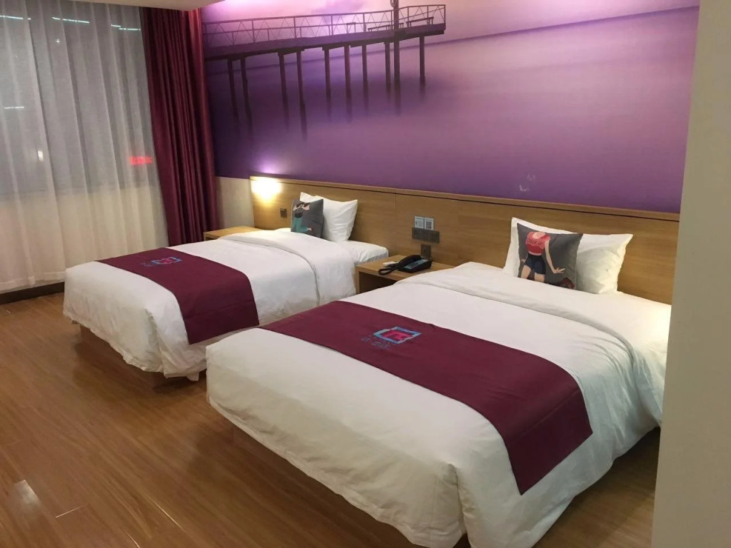 Pai Hotel Jiaozuo Passenger Transport Terminal