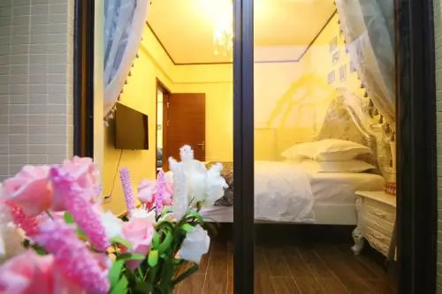 Siweideng Apartment