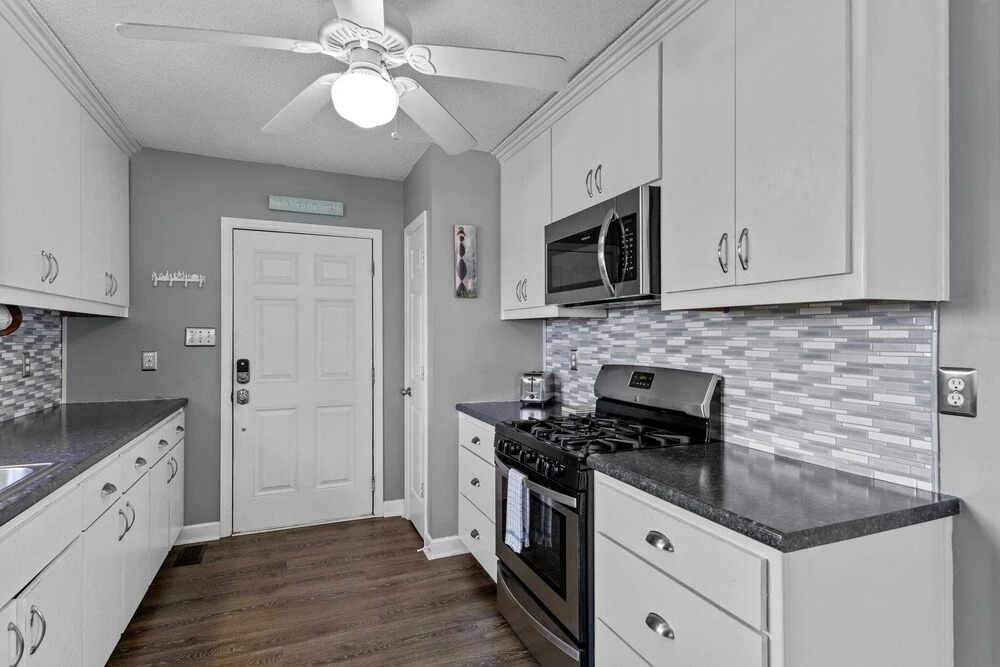 Coastal Tide 3 Bedroom Home by RedAwning