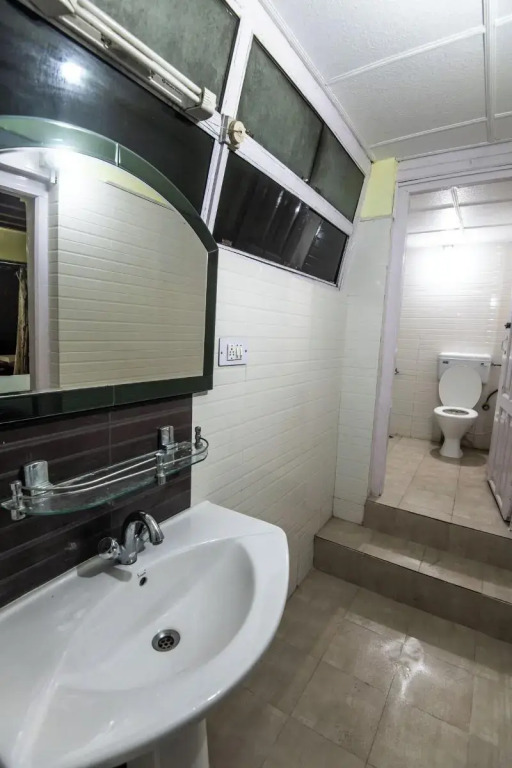 India Hotel - Hotel on Mall Road Nainital