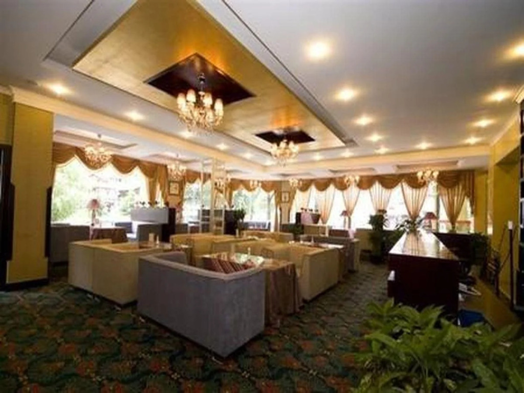 An e Courtyard Hotel Jiu Zhai Gou Branch