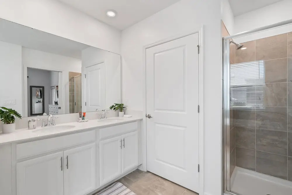 Condo 2bed 2bath Next to Disney w Free Water Park