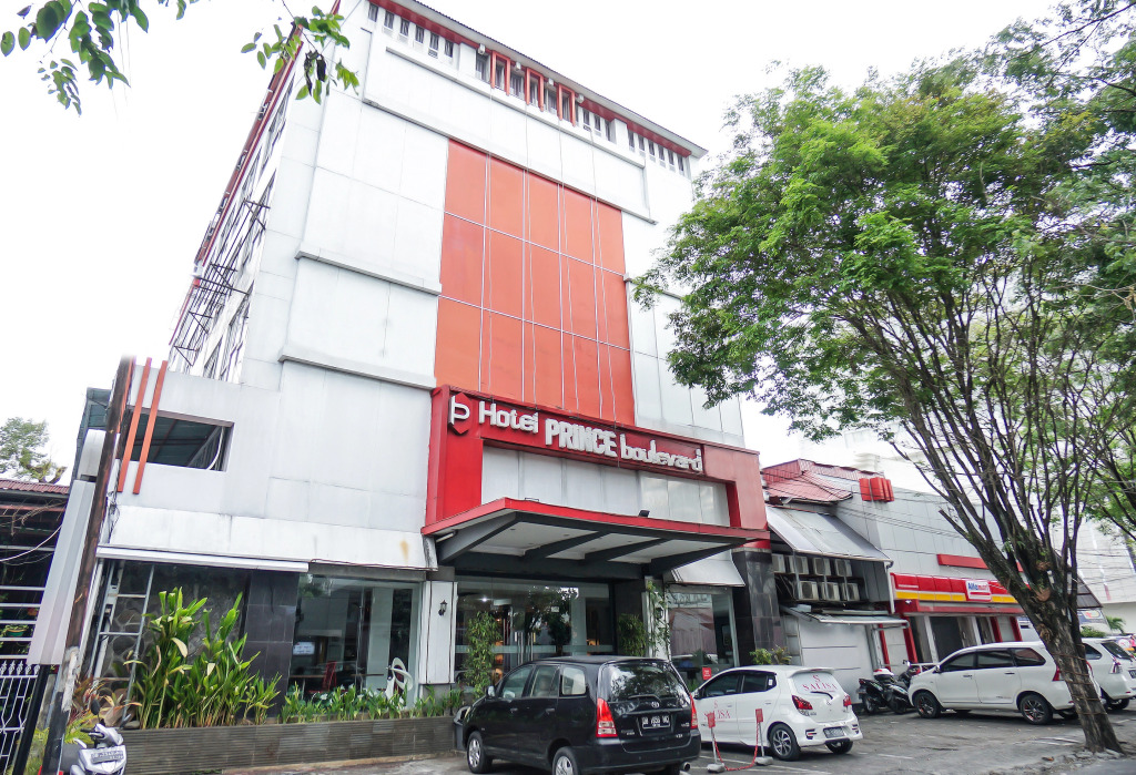 OYO 1318 Hotel Prince Boulevard