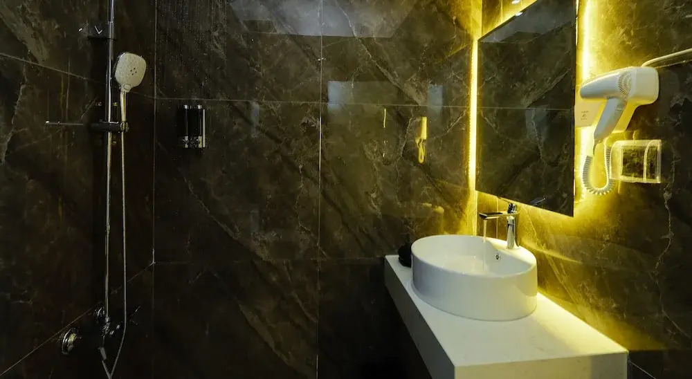 Diamond Hotel