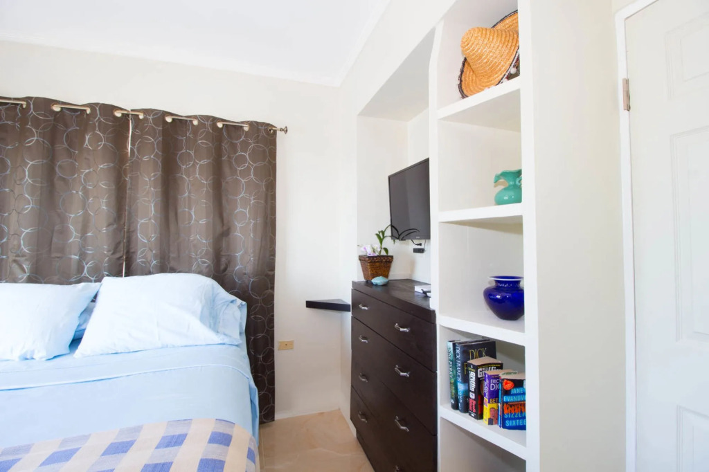 The Bailey's New Kingston Suites