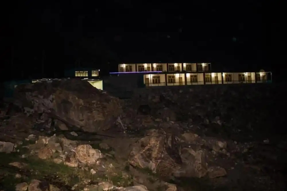 Eden Lake View Hotel