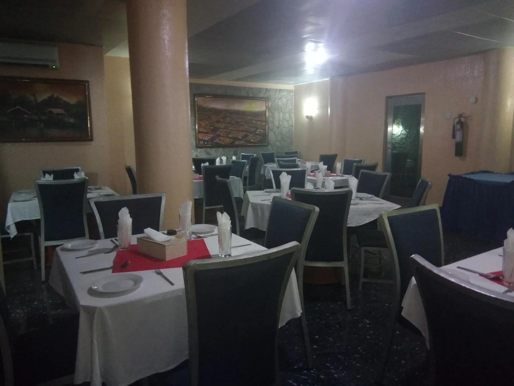 Crocodile Hotel & Restaurants Ltd