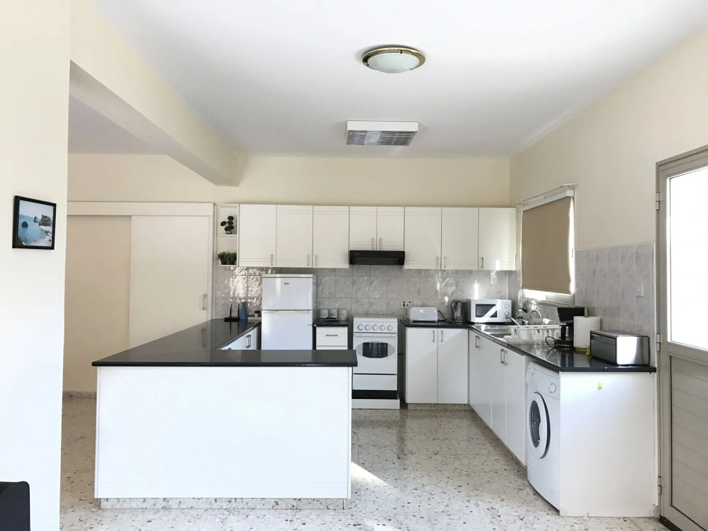 Himonas Apartments