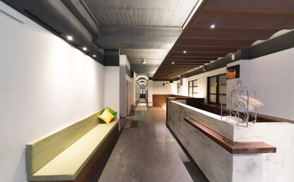 Phoenix Hostel