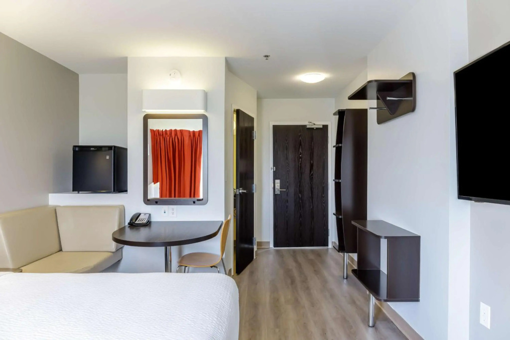 Motel 6-Headingley, MB - Winnipeg West