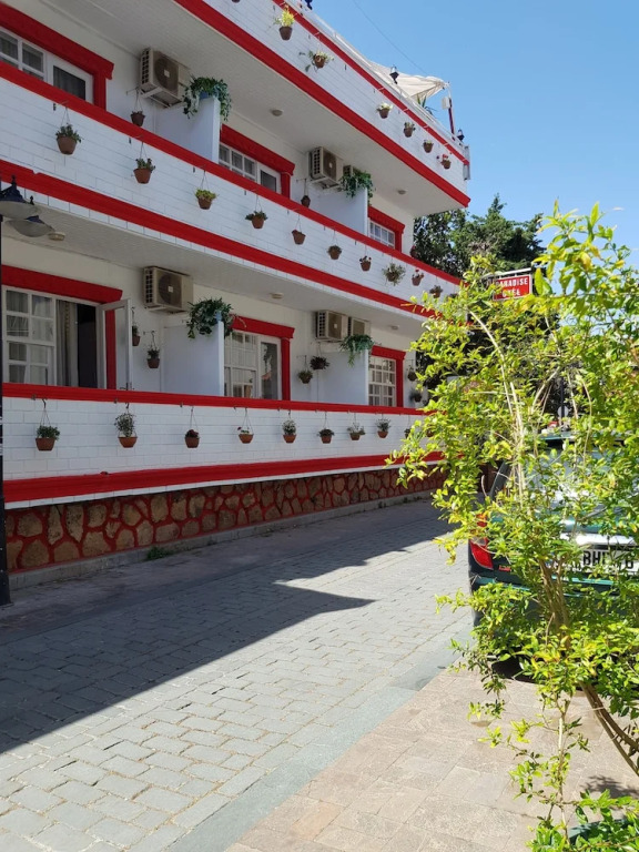 Paradise Hotel