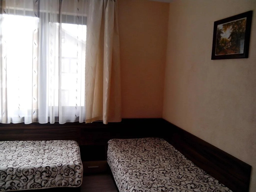 Advel Guest House