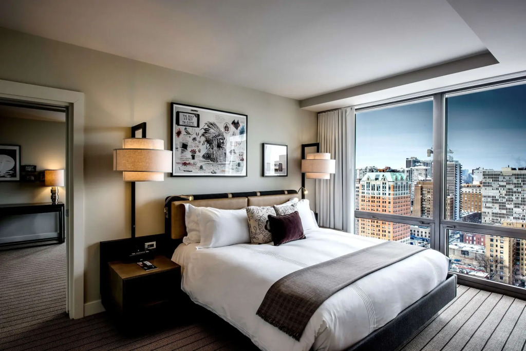 Thompson Chicago, by Hyatt