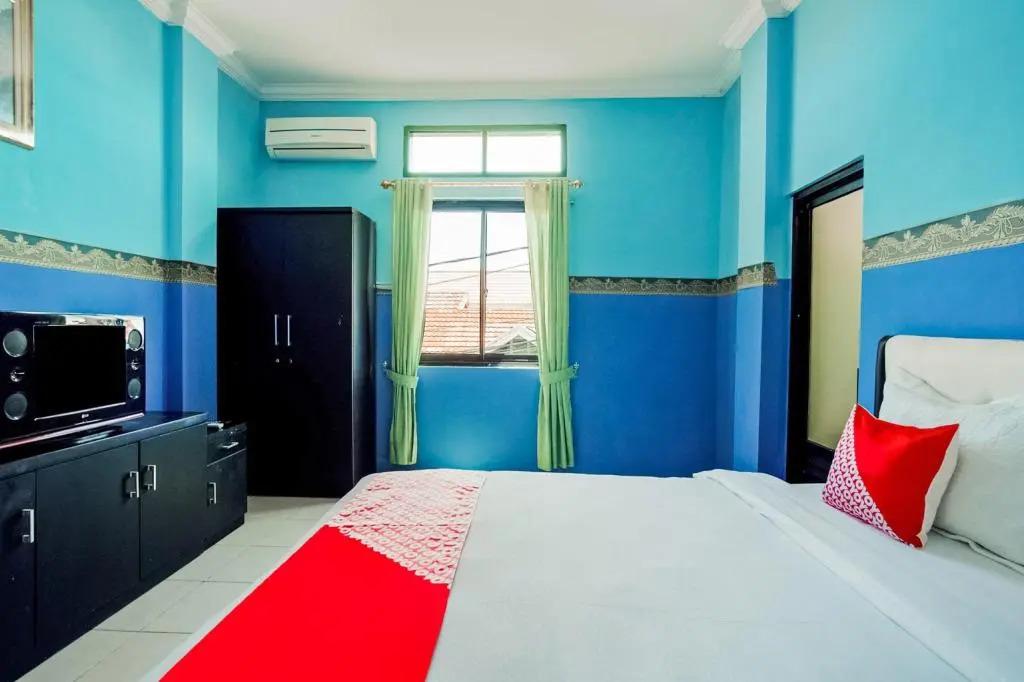OYO 3225 Alinia Guest House Syariah