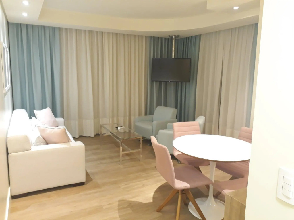 Kayrós Business Hotel