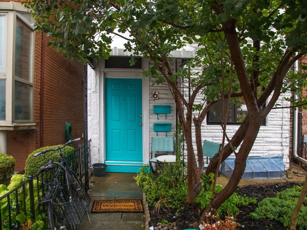 Row Home in the Heart of Toronto