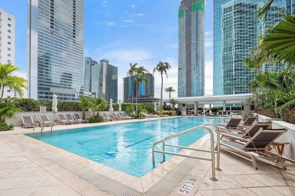 AKA Brickell Studio Free Parking by Palermo Home