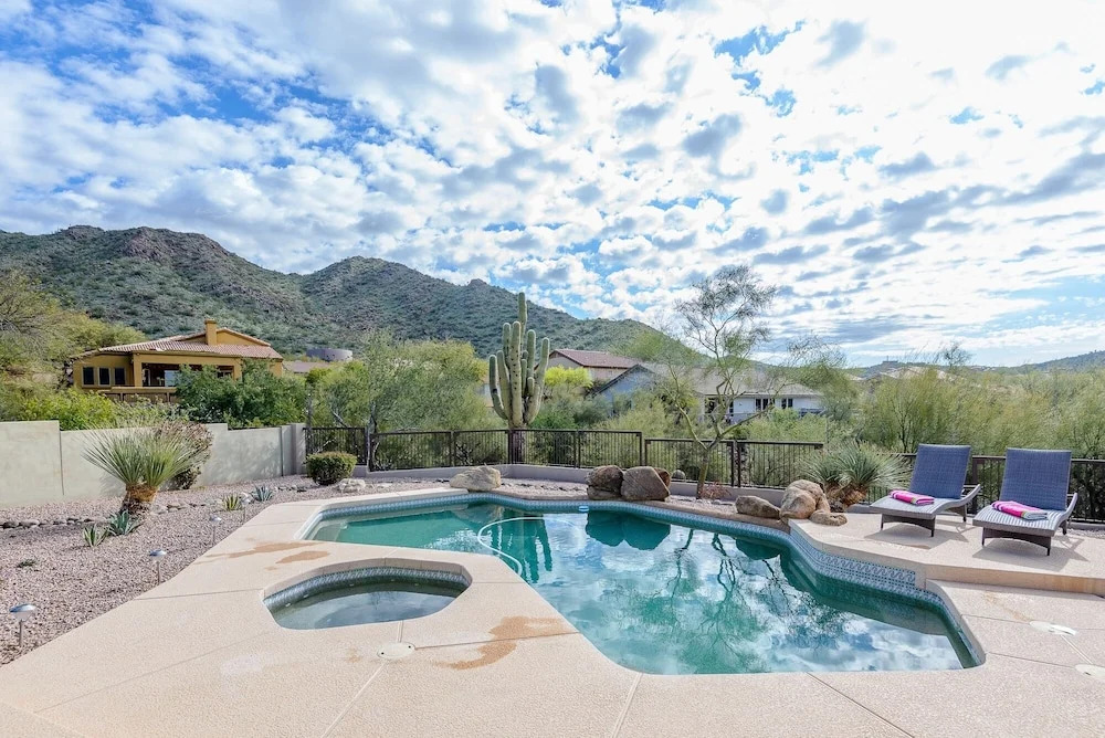 Casa Del Sol 3 Bedrooms 2 Bathrooms Home