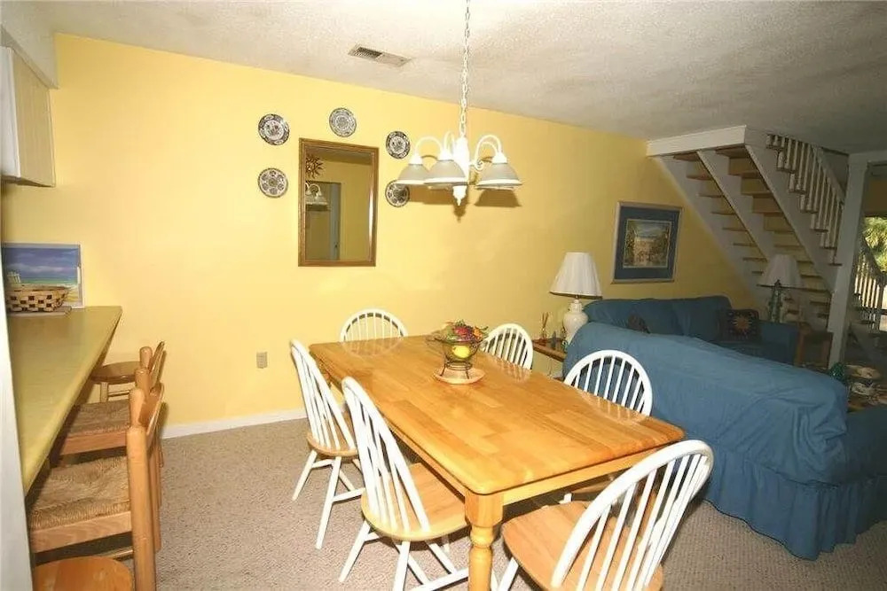 Club Cottage 825
