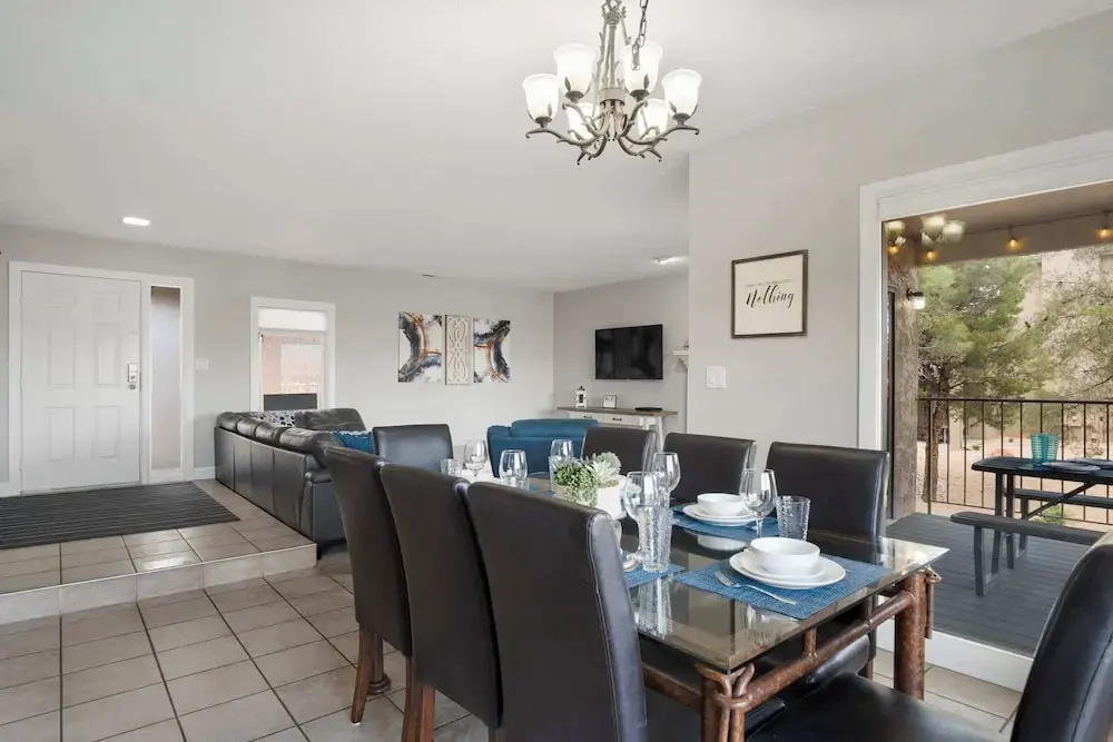 Gorgeous Views & Fun for the Entire Family!