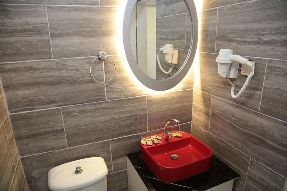 Convenient Hotel Room near Beach in Kusadasi