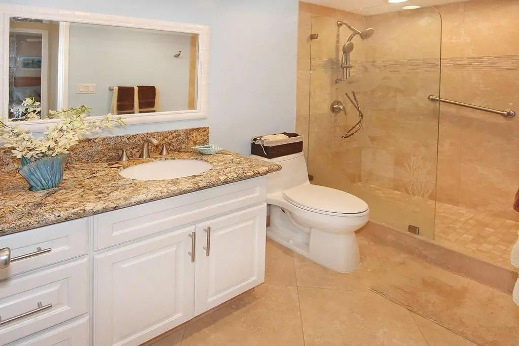 Island Sands Resort 305