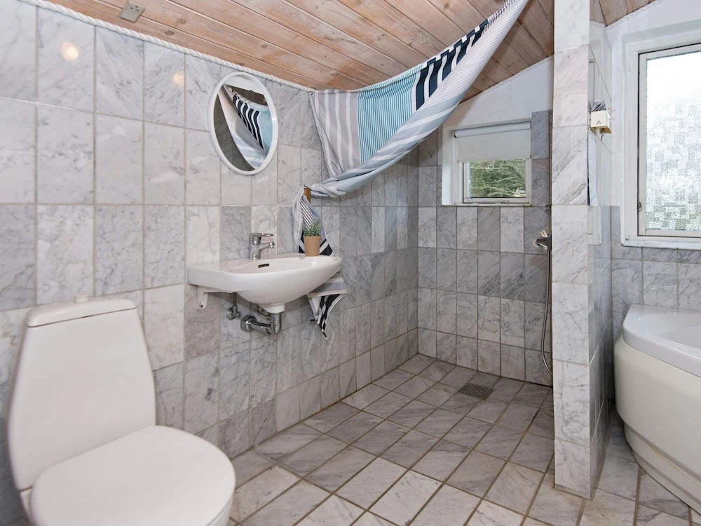 Modern Holiday Home in Ebeltoft Jutland With Jacuzzi
