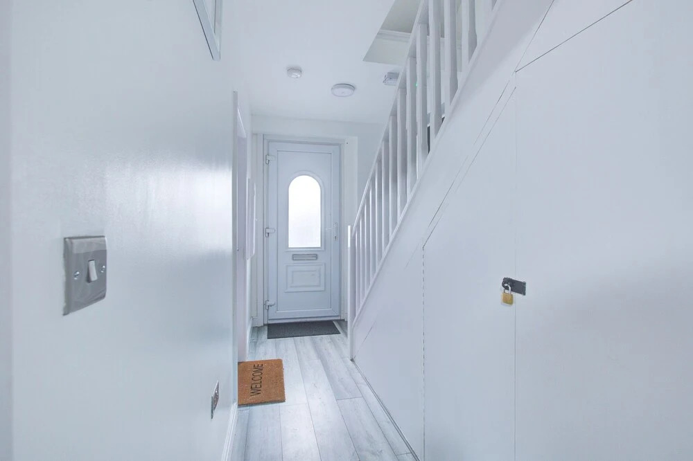 6 - 7 Beds-sleeps 12-elizabeth Line-free Parking