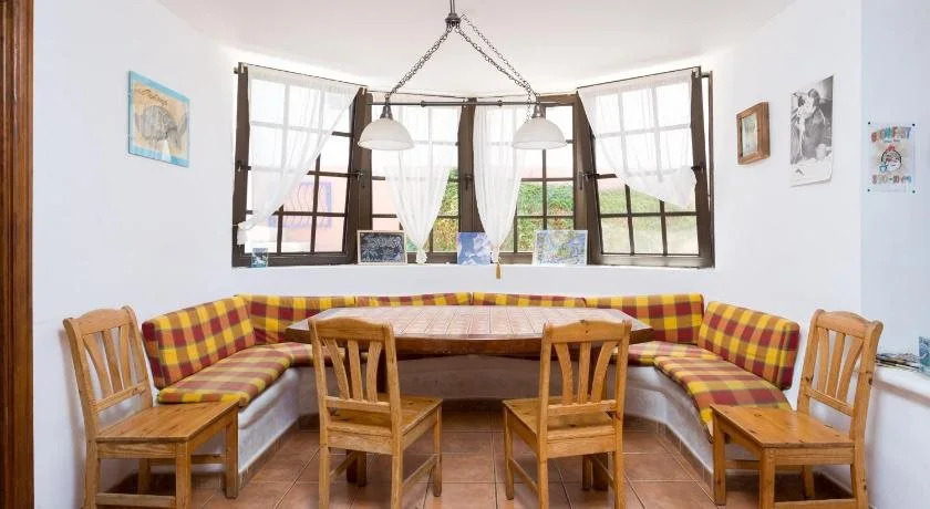 La Tortuga Hostel