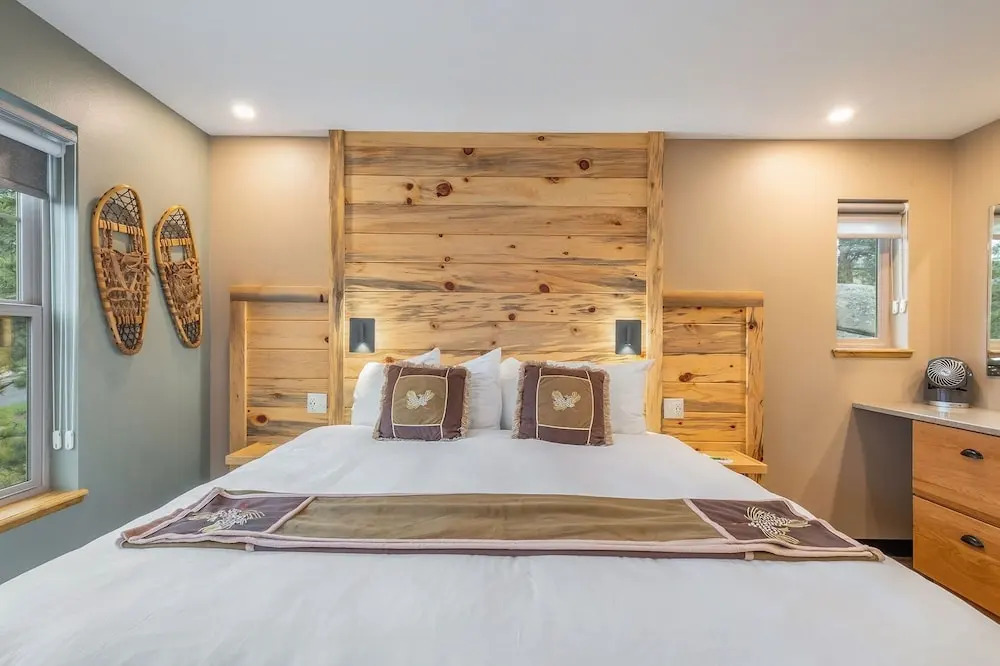 Solitude Mills Lake 204 - Estes Park 1 Bedroom Studio by RedAwning