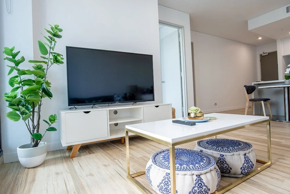 Iconic Luxury Apt with Sea View